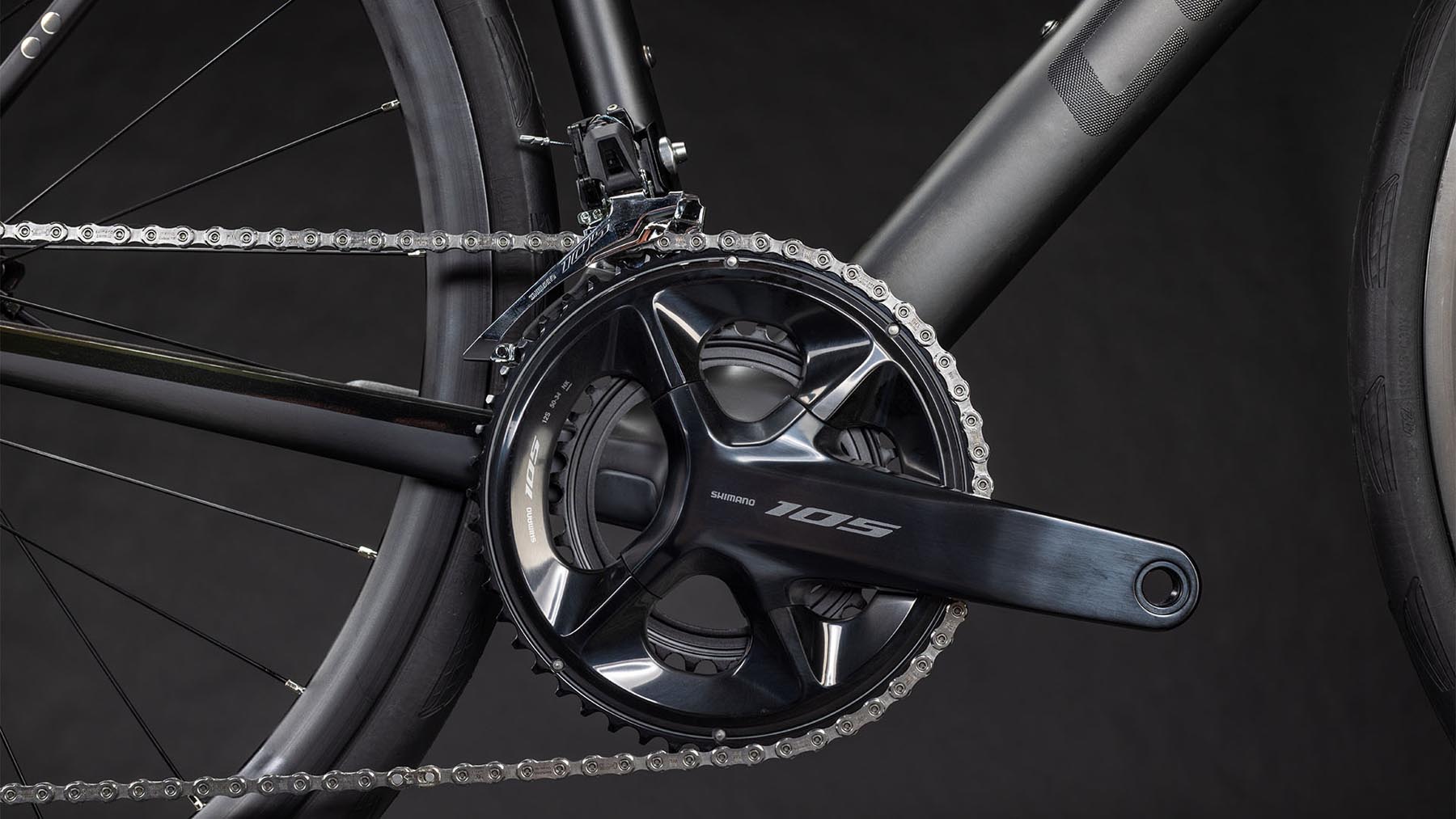 125500-Cube-Attain-C-62-Race-blackline-2026-Carbon-Rennrad-05
