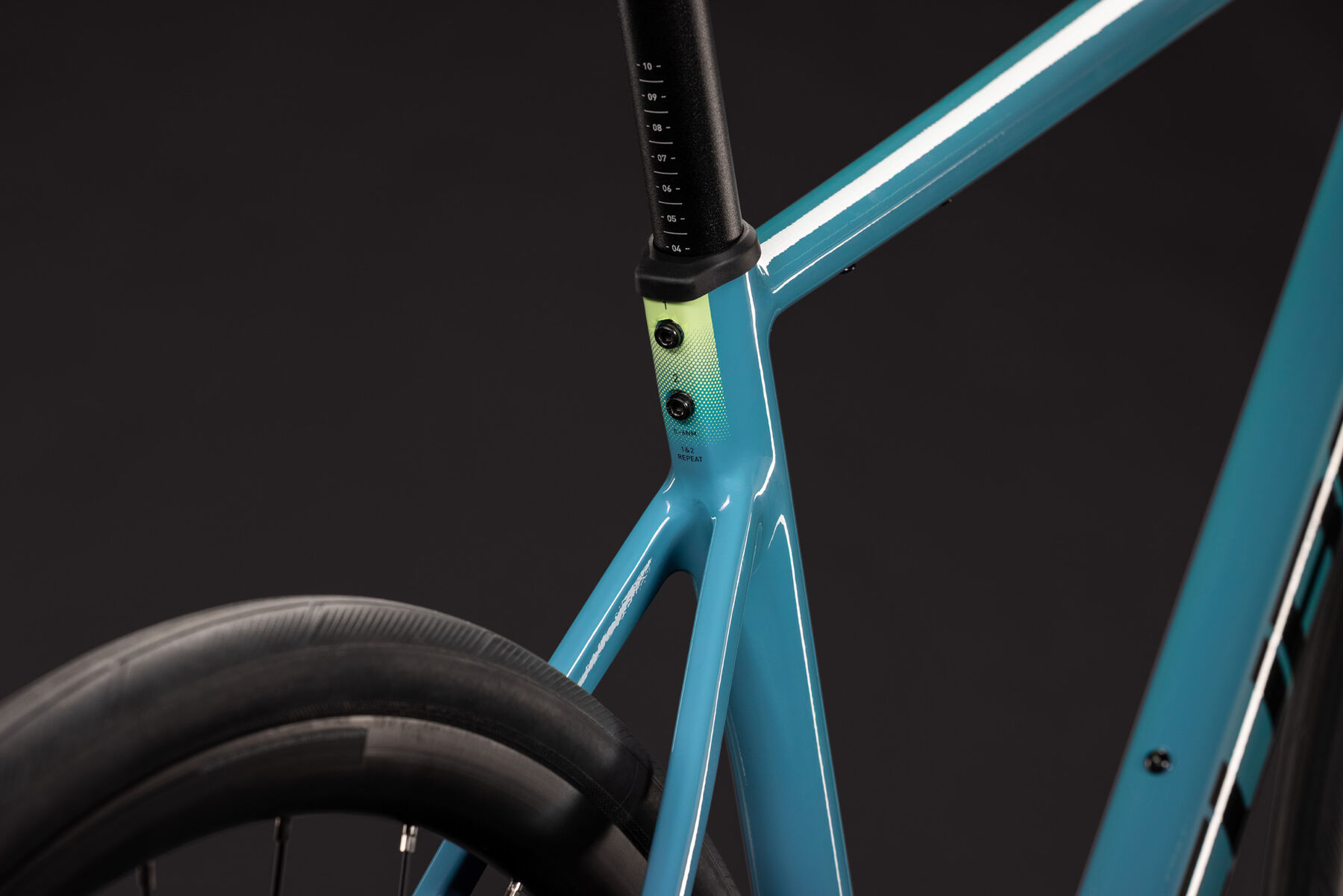 1130200-Cube-Attain-Pro-surfblue-n-black-2027-03