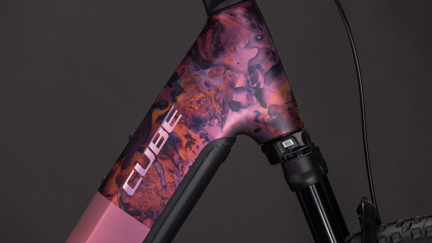 108622E-Cube-Reaction-Hybrid-SLX-800-shiftblush-n-art-2026-EBike-Hardtail-Mountainbike-Tiefeinsteiger-05