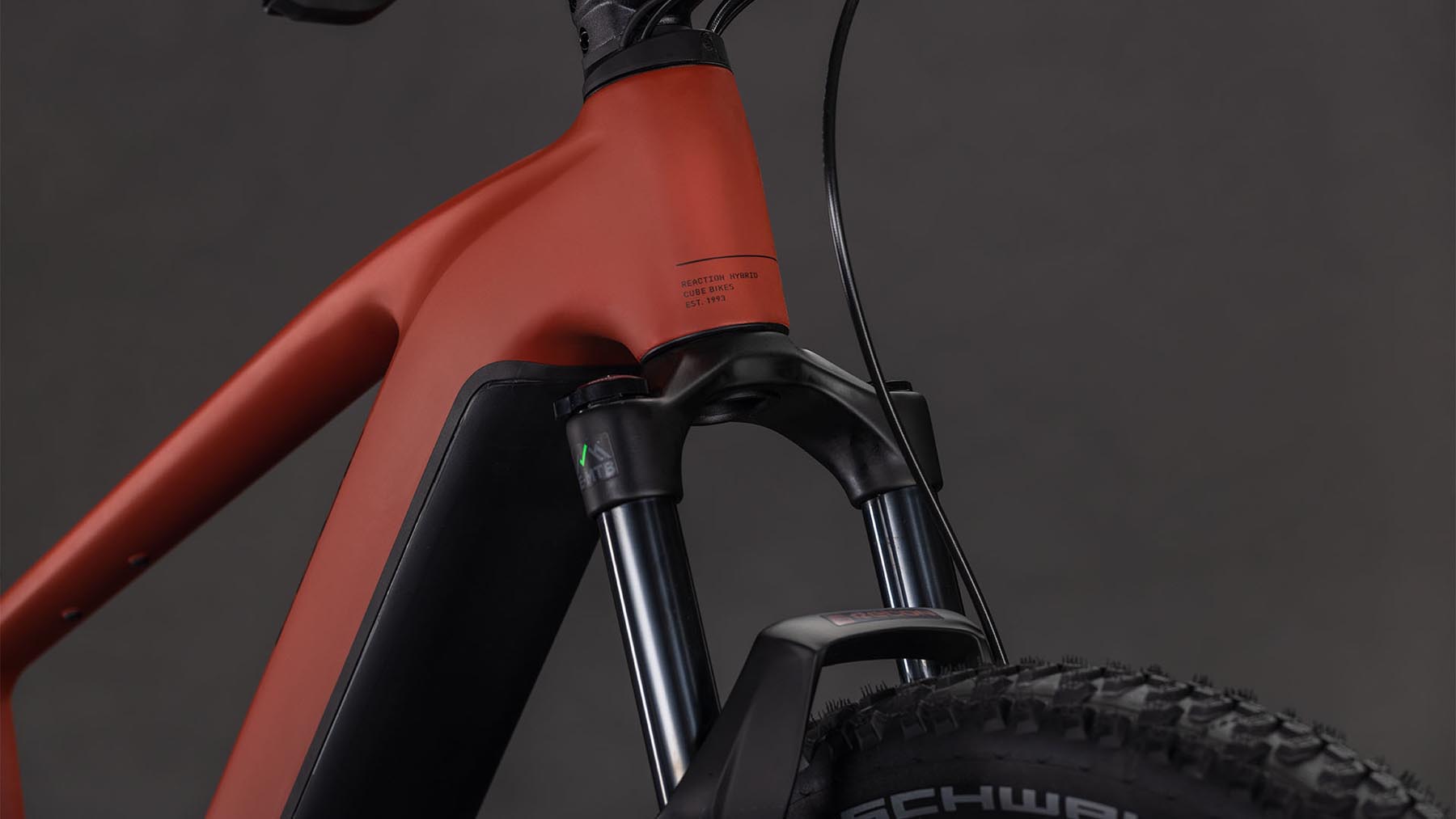 108410-Cube-Reaction-Hybrid-Race-800-amber-n-black-2026-EBike-Hardtail-Mountainbike-05