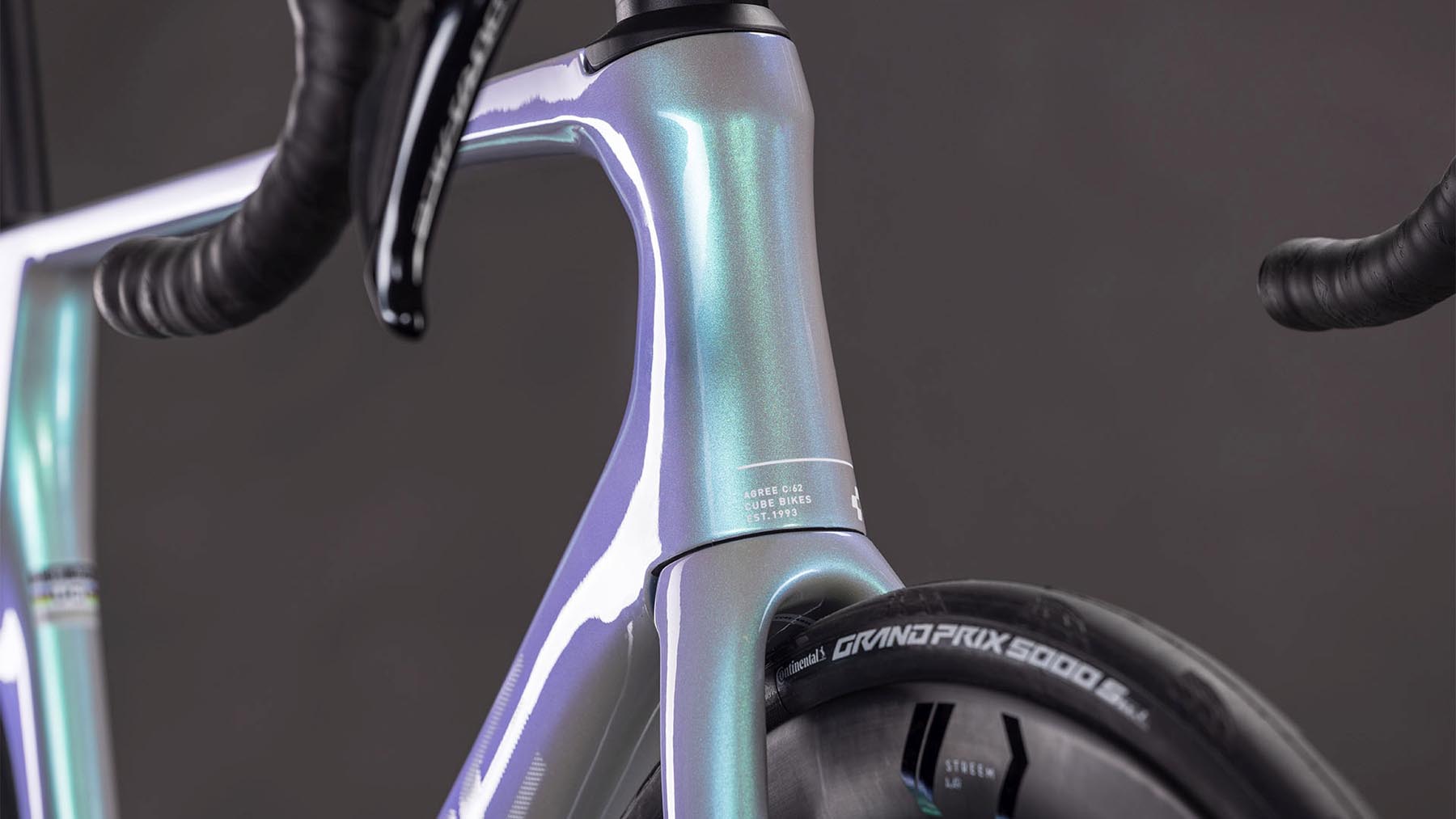 126510-Cube-Agree-C-62-SLT-greenfusion-n-white-2026-Carbon-Rennrad-08