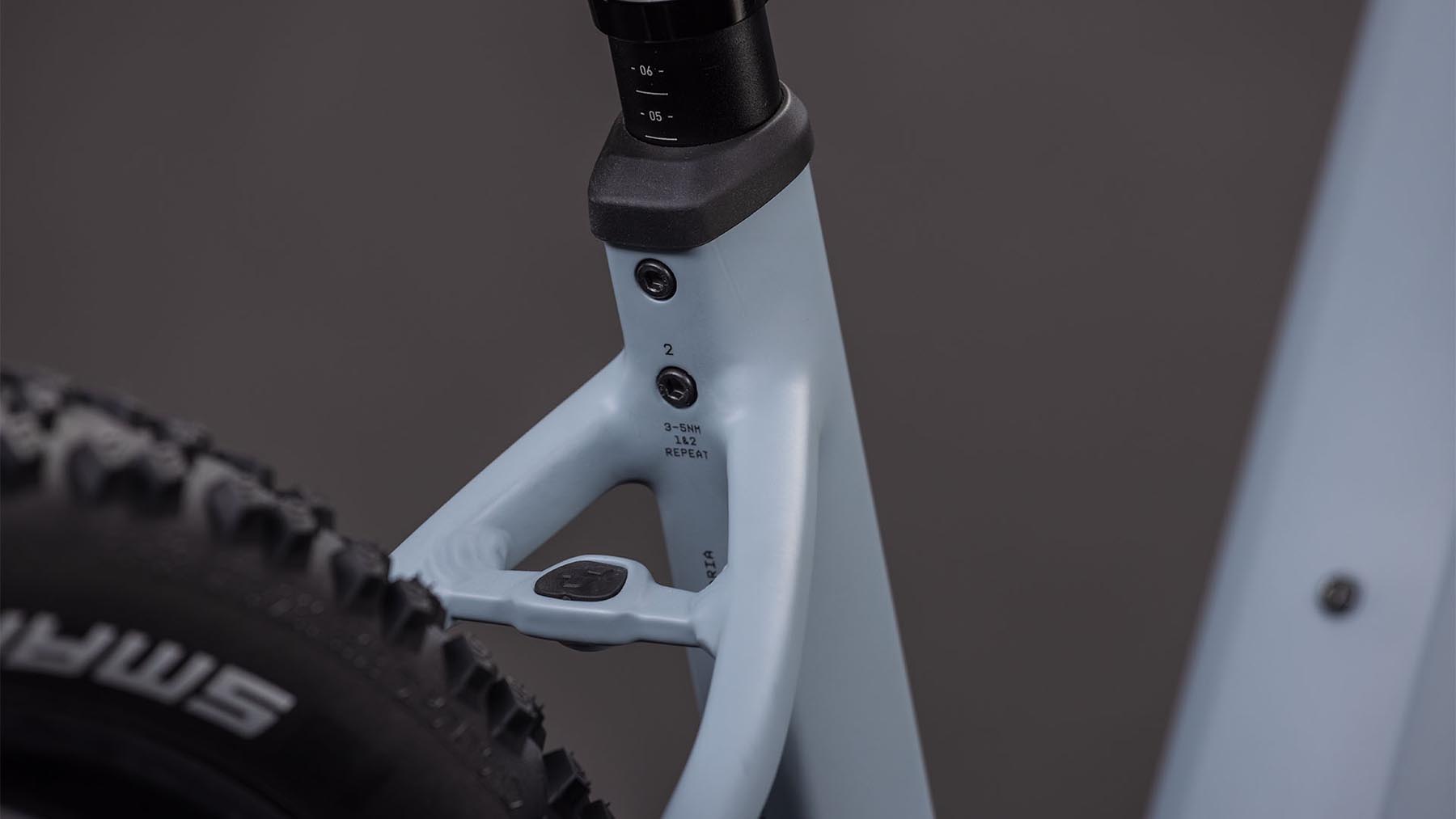 108402E-Cube-Reaction-Hybrid-Race-800-vulcan-n-orange-2026-EBike-Hardtail-Mountainbike-Tiefeinsteiger-03