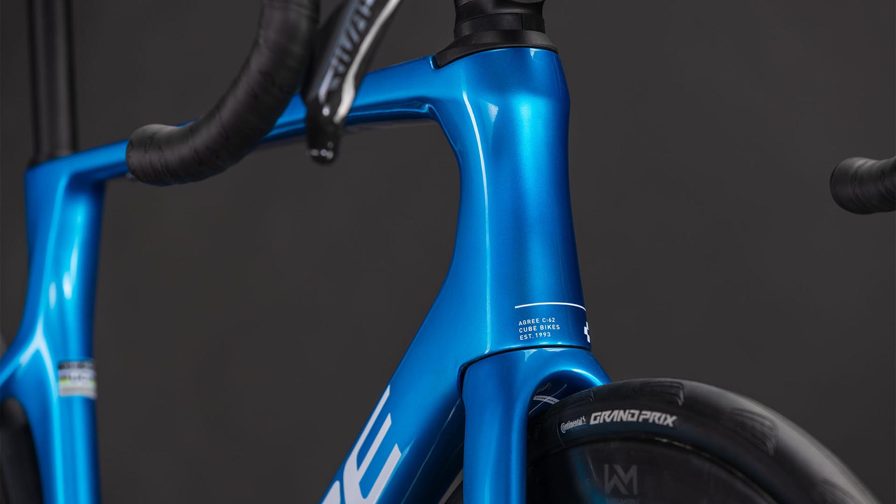126150-Cube-Agree-C-62-EX-topasblue-n-white-2026-Carbon-Rennrad-05