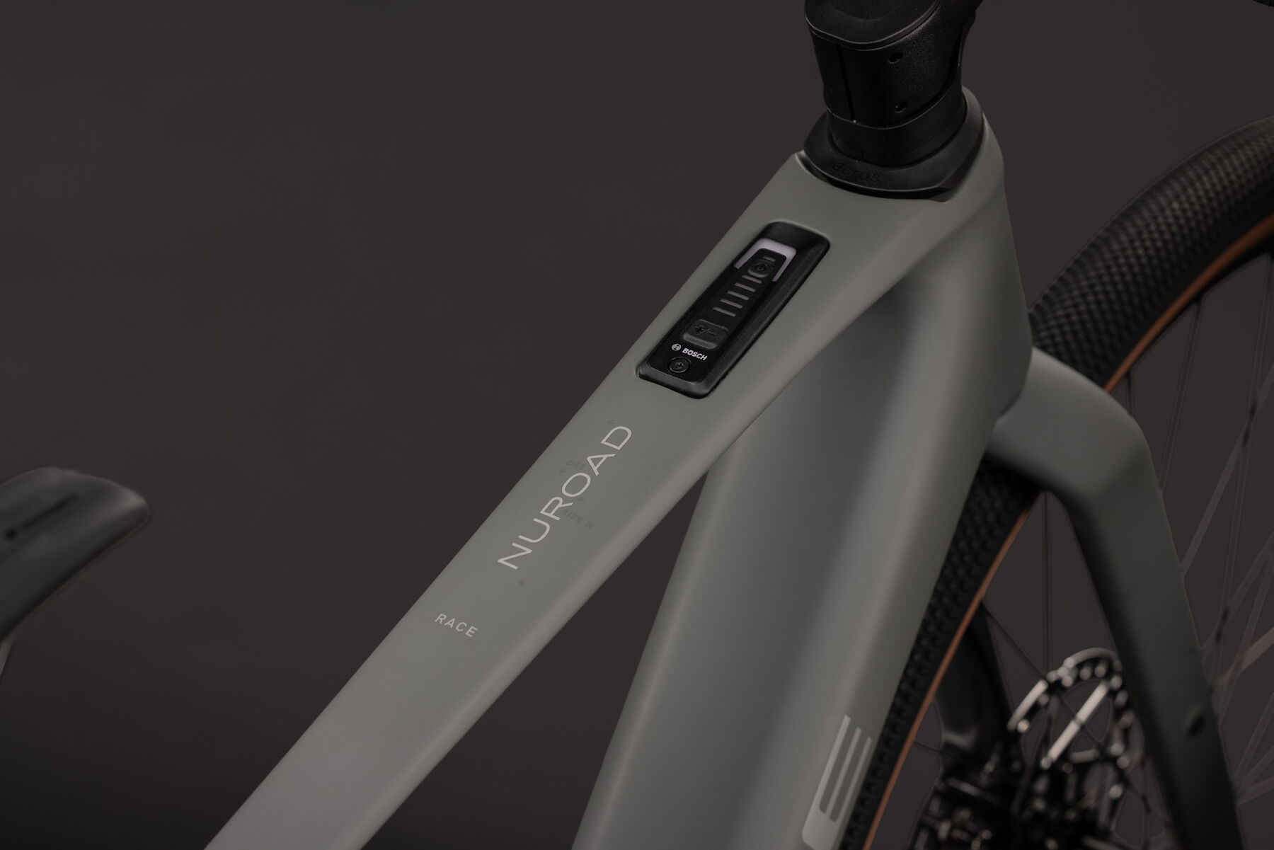 1117300-Cube-Nuroad-Hybrid-C-62-Race-400X-oldgrey-n-grey-2027-01