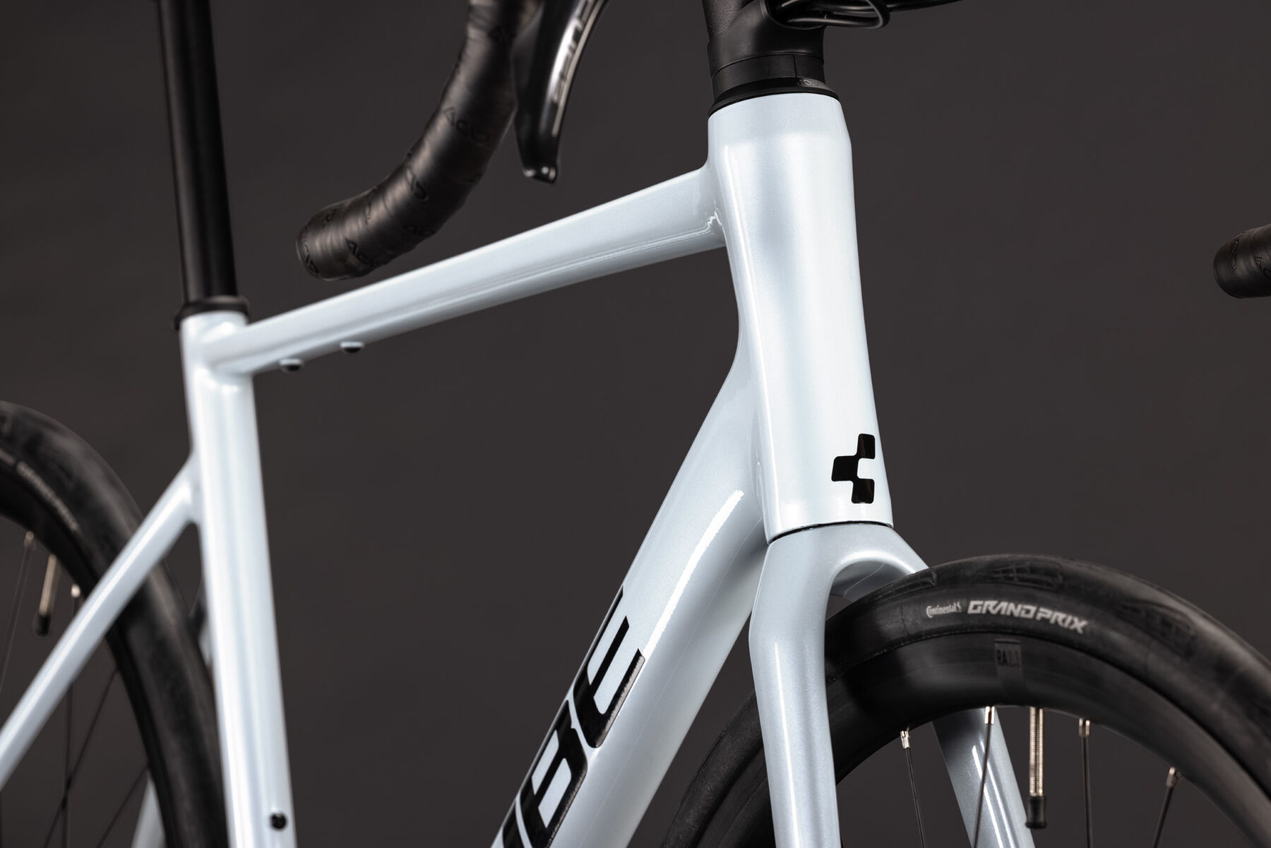 1130300-Cube-Attain-Race-glacier-n-black-2027-04